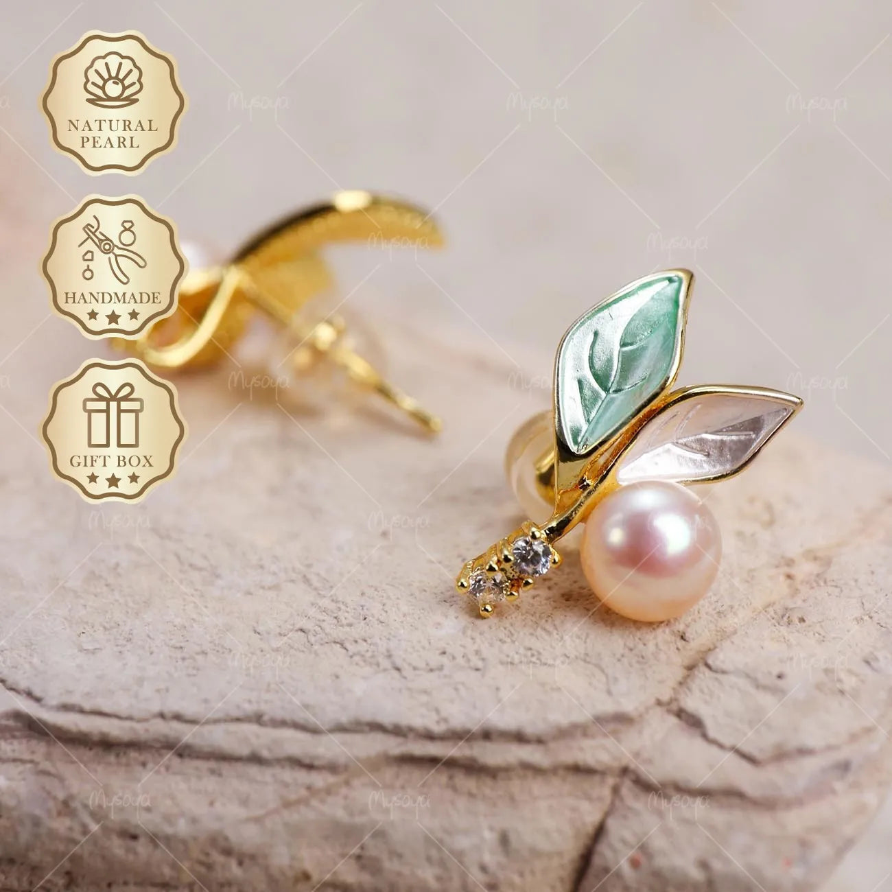 Pearl Leaf Stud Earrings 6-7mm Golden