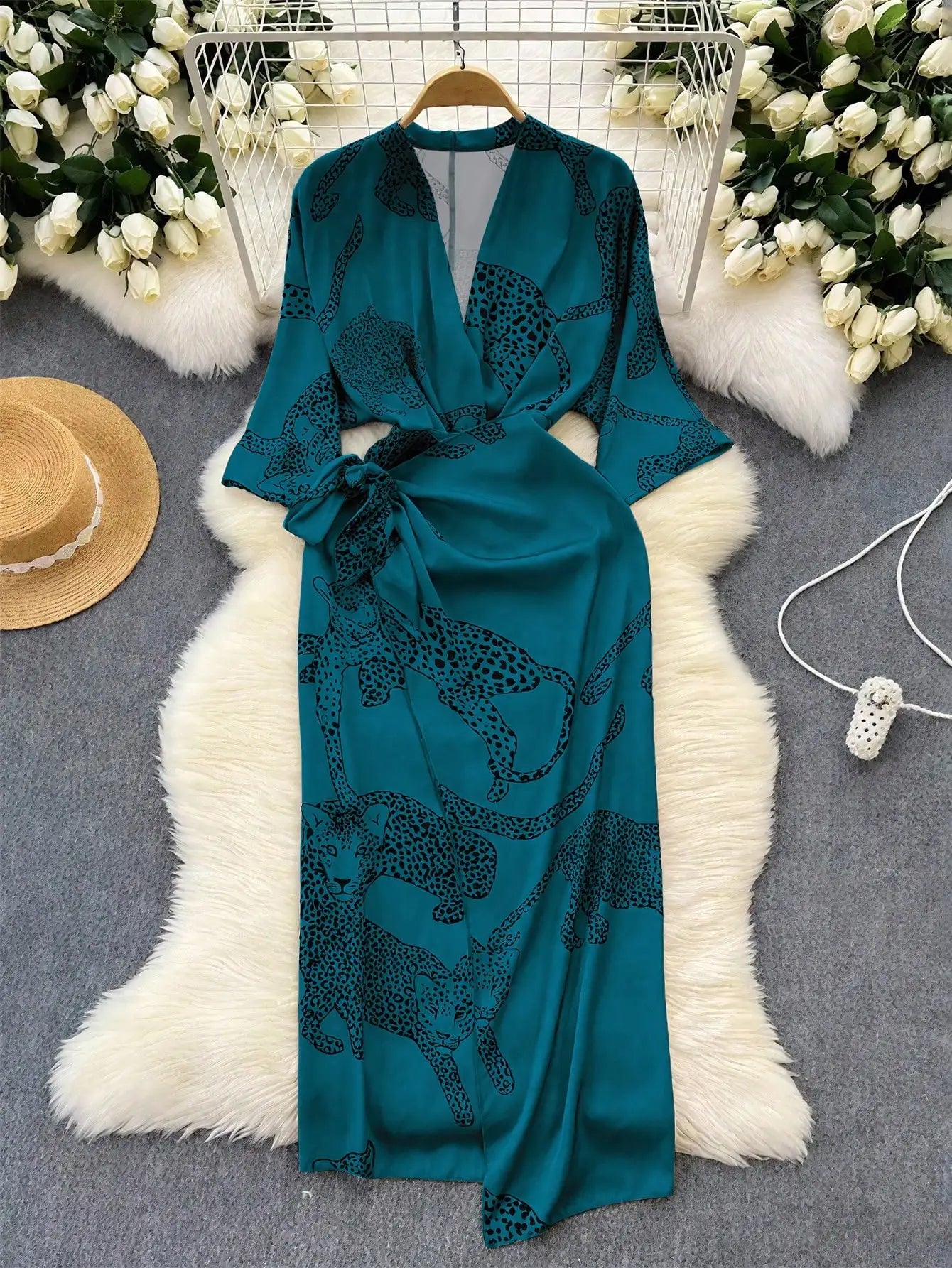 Women's V-Neck Leopard Print Long Sleeve Midi Dress