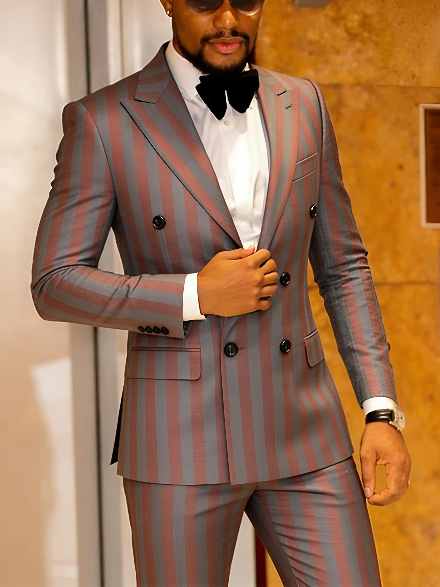 Men's  Two-Piece Double   Breasted Suit Jacket,